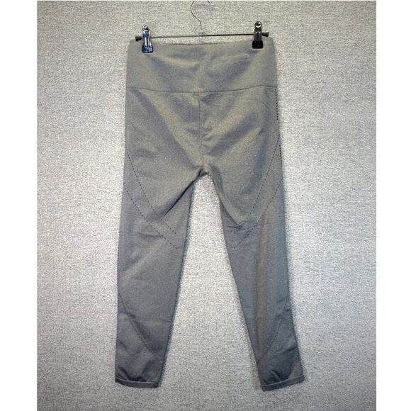Fabletics Compression Leggings Gray Cut Out Size Small - Picture 4 of 9